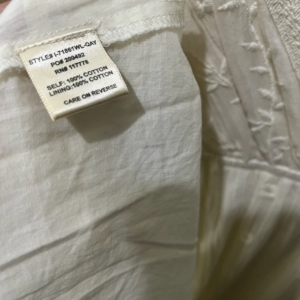 LOVE STITCH IVORY CREAM EMBROIDERED FLUTTER SLEEVE MAXI DRESS SIZE SMALL - Picture 13 of 16